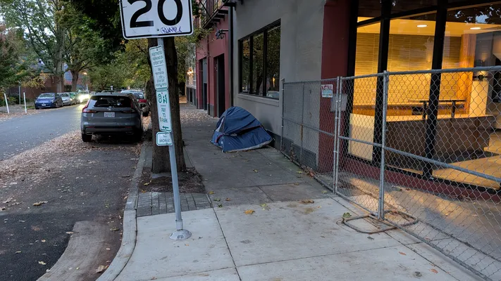 File:PXL 20251024 145001249.webp