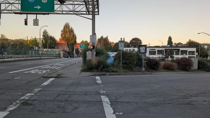 File:PXL 20251015 143842332.webp