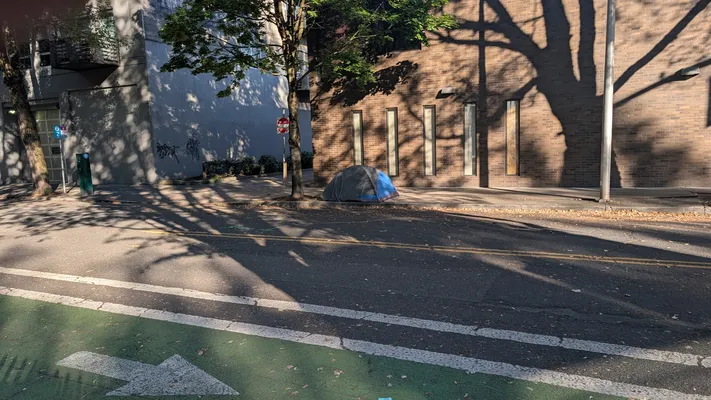 File:PXL 20251015 165011847.webp