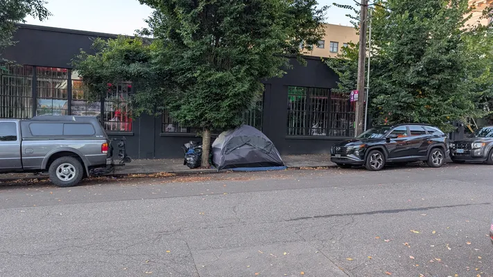 File:PXL 20251014 144229041.webp