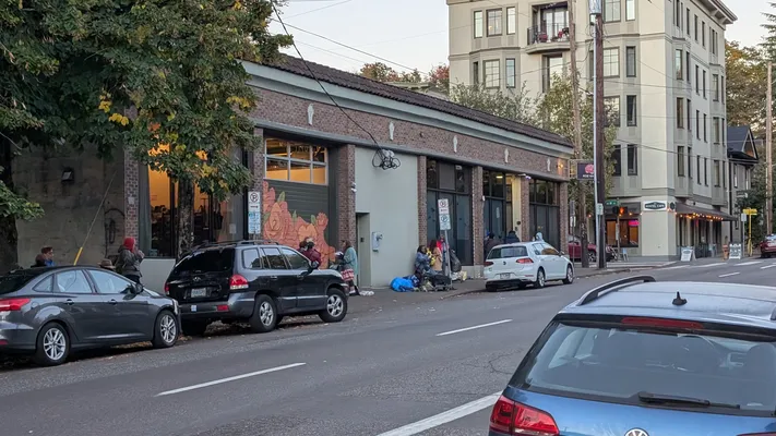 File:PXL 20251015 143626082.webp