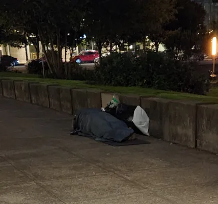 File:20251008 064319~2.webp