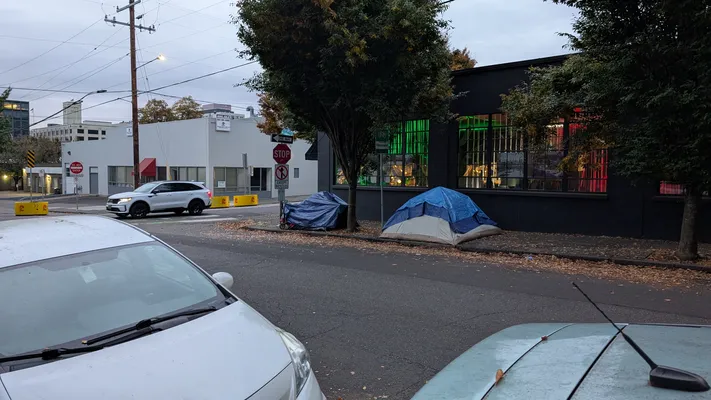 File:PXL 20251024 144455337.webp