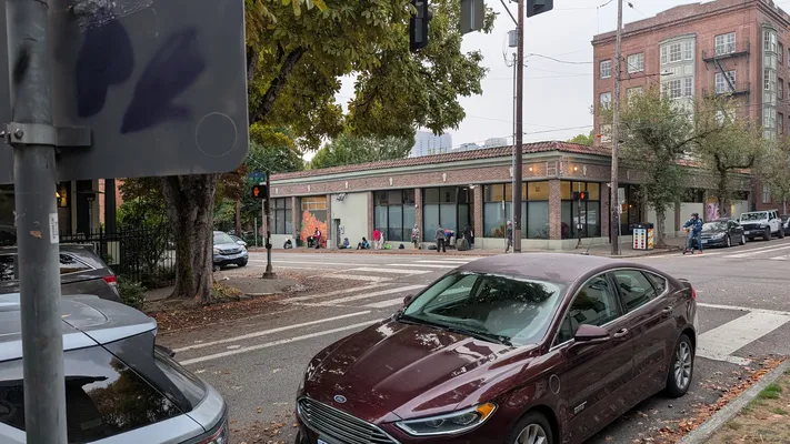 File:PXL 20251003 144712859.webp